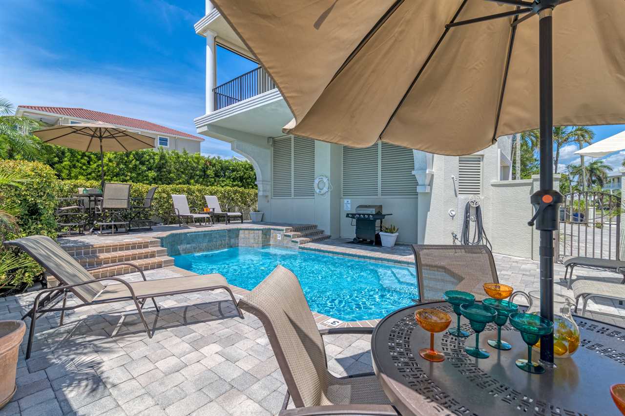 vacation rental condos